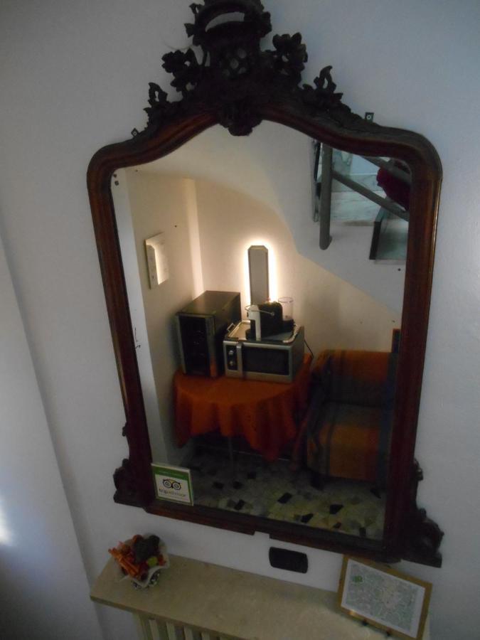 Le Rose Malpensa Bed & Breakfast บุสโตอาร์ซีซีโอ ภายนอก รูปภาพ